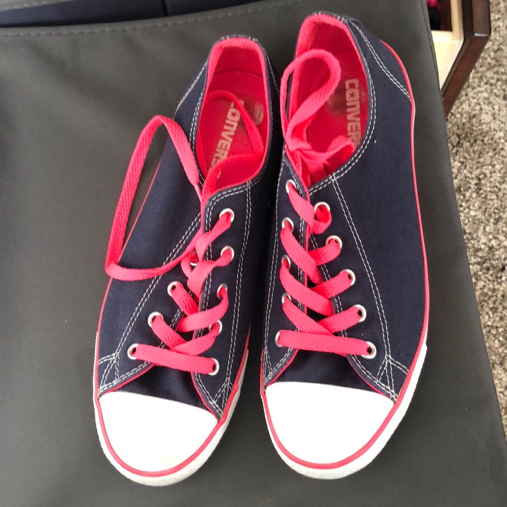 Pre-Loved Converse